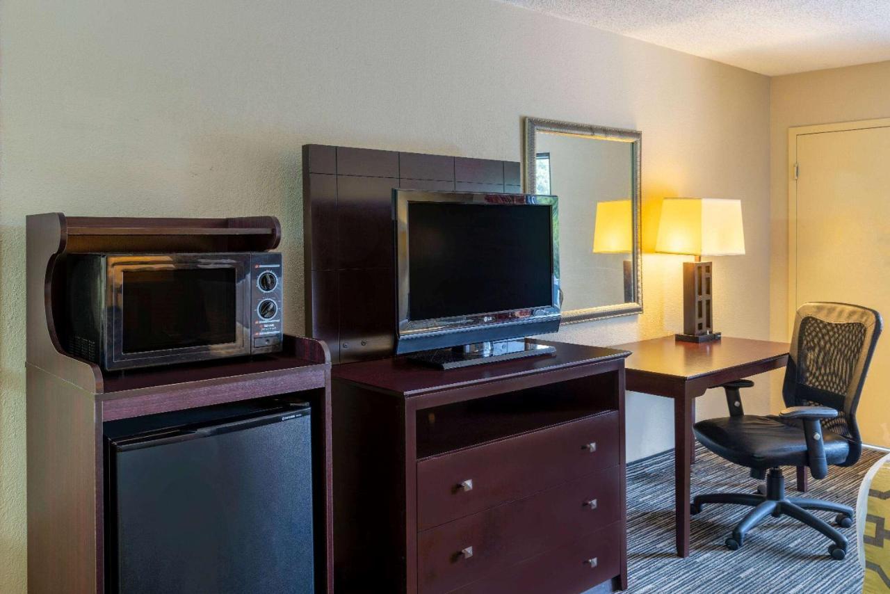 Baymont By Wyndham Columbus Ga Hotell Eksteriør bilde