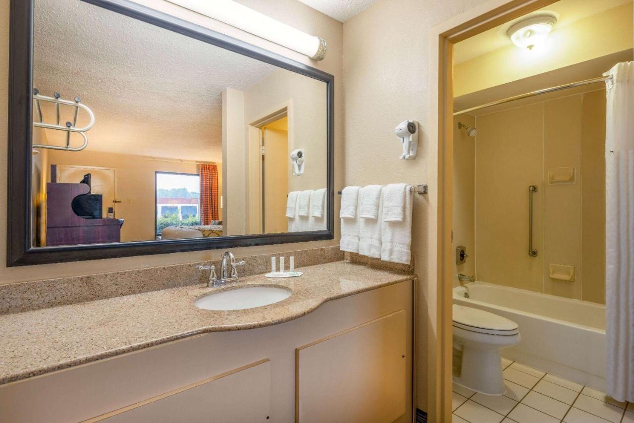 Baymont By Wyndham Columbus Ga Hotell Eksteriør bilde